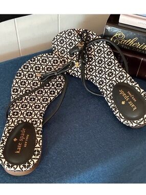 Kate Spade Mystic Bow Sandals